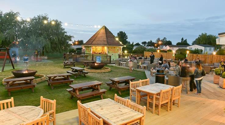 Southview Holiday Park The Elms Skegness Exterior foto